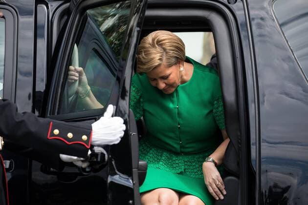 June 19, 2017 - Washington, DC, United States - First Lady Lorena Castillo Varela of Panama, exits her car, at the South Portico (South Lawn) of the White House, on Monday, June 19, 2017. (Photo by ) Washington United States - ZUMAn230 20170619_zaa_n230_608 Copyright: xCherissxMayx