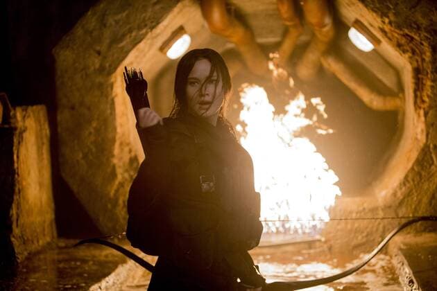 Katniss Everdeen (Jennifer Lawrence) in THE HUNGER GAMES: MOCKINGJAY - PART 2 Los Angeles CA Copyright: xMurrayxClosex 32747_027THA
