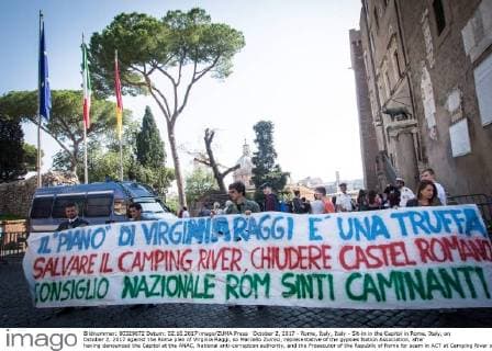 October 2, 2017 - Rome, Italy, Italy - Sit-in in the Capitol in Rome, Italy, on October 2, 2017 against the Roma plan of Virginia Raggi, so Marcello Zuinisi, representative of the gypsies Nation Association, after having denounced the Capitol at the ANAC, National anti-corruption authority, and the Prosecutor of the Republic of Rome for scam in ACT at Camping River on the basis of an alleged illicit use of European social funds, PON Metro 2014 †2020. Rome Italy - ZUMAn230 20171002_zaa_n230_192 Copyright: xAndreaxRonchinix