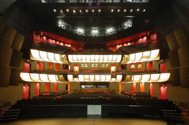 Staatstheater in Mainz, Rheinland-Pfalz, Grosses Haus, Zuschauerraum, Zuschauersaal, Auditorium, Beleuchtungstechnik, Lichttechnik NUR ZUR REDAKTIONELLEN NUTZUNG, D-Mainz, Rhein, Rhein-Main-Gebiet, Rheinland, Rheinland-Pfalz, Staatstheater Mainz, Schauspielhaus, Musiktheater, Tanztheater, Grosses Haus, Zuschauerraum, Zuschauersaal, Auditorium, Beleuchtungstechnik, Lichttechnik, EDITORIAL USE ONLY, D-Mainz, Rhine, Rhine-Main district, Rhineland, Rhineland-Palatinate, Staatstheater Mainz, Mainz State Theatre, playhouse, music theatre, dance theatre, Great Hall, house, auditorium, lighting technology, lighting engineering