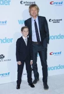 November 14, 2017 - Westwood, CA, U.S. - 14 November 2017 - Westwood, California - Jacob Tremblay, Owen Wilson. Wonder Los Angeles Premiere held at The Regency Village Theater in Westwood. Photo Credit: AdMedia Westwood U.S. - ZUMAa123 20171114_zaa_a123_318 Copyright: xBirdiexThompsonx