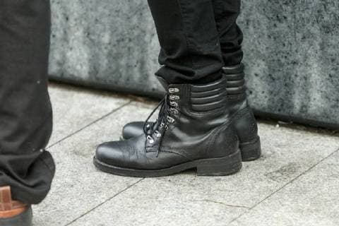 Tallinn, Estonia, 08.12.2017 Shoes, boots, legs, walking, streets. Tallinn Harjumaa Estonia Copyright: xKonstantinxSednevx