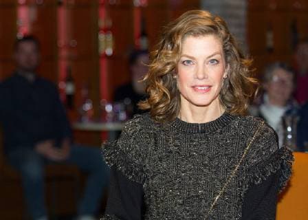 Bilder des Tages 3nach9 Talkshow im Bild: Marie Bäumer Schauspielerin Sie wollte nie die Rolle der Romy Schneider spielen; die Film-Legende, der sie zum Verwechseln ähnlich sieht. Jetzt hat Schauspielerin Marie Bäumer es doch getan und verkörpert in 3 Tage in Quiberon ein tragisches Kapitel aus dem Leben von Romy Schneider, die 1981, gezeichnet von ihrer Alkohol- und Medikamentensucht, dem Magazin Stern ein legendäres Interview gab. Wie es ist, der Ikone ein Gesicht zu verleihen, erzählt Marie Bäumer bei 3nach9. DEU, Bremen, Radio Bremen, 3nach9, 28.03.2018,