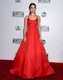 Selena Gomez arriving at the 44th Annual American Music Awards in Los Angeles, California - Nov 20, 2016 - American Music Awards 2016, Los Angeles California United States Microsoft Theater Copyright: xTammiexArroyox h_00360119