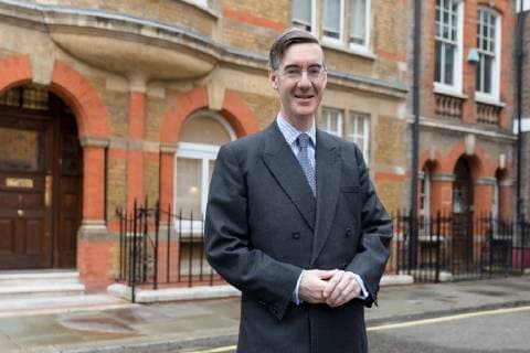 November 16, 2018 - London, London, UK - London, UK. Conservative MP, Jacob Rees-Mogg leaving his central London home this morning. London UK - ZUMAl94_ 20181116_zaf_l94_002 Copyright: xVickiexFloresx