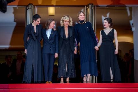 19.05.2019, Cannes, Prantsusmaa 72. Cannes filmifestiva, filmi Portrait Of A Lady On Fire (Portrait De La Jeune Fille En Feu) punane vaip. Portrait Of A Lady On Fire (Portrait De La Jeune Fille En Feu) in competition - Red Carpet Arrivals - Cannes, France, Foto: Erlend Staub, Scanpix CANNES Alpes-Maritimes France Copyright: xErlendxStaubx Noemie Merlant, Celine Sciamma, Valeria Golino, Adele Haenel, Luana Bajrami