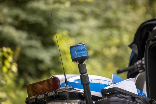 Rimpar, Bundesstraße, 18.07.2019, Geschwindigkeits- und Motorradkontrolle der Polizei Bild: Laser Messung, Geschwindigkeitsmessung Copyright: HMBxMedia xHeikoxBecker