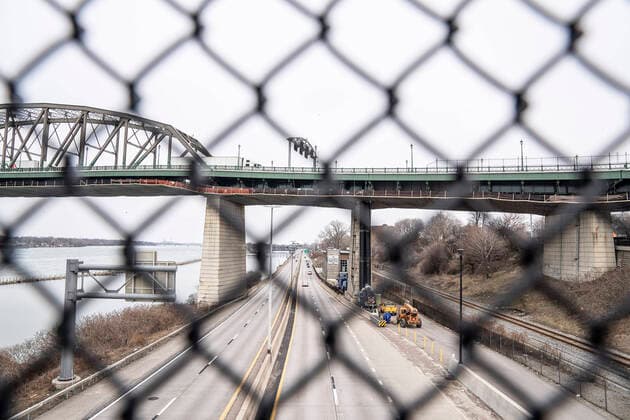 March 18, 2020, Buffalo, New York, USA: The USA and Canada have closed the border to all non-essential travel becuase of Covid-19. The 5,500 mile border has been closed by mutual agreement between the two governments. The Peace Bridge between Buffalo, NY and Fort Erie, Ontario had 5,105,882 bridge crossings in 2019. . March 18, 2020. Buffalo, NY. Buffalo USA - ZUMAb175 20200318_znp_b175_016 Copyright: xBrendanxBannonx