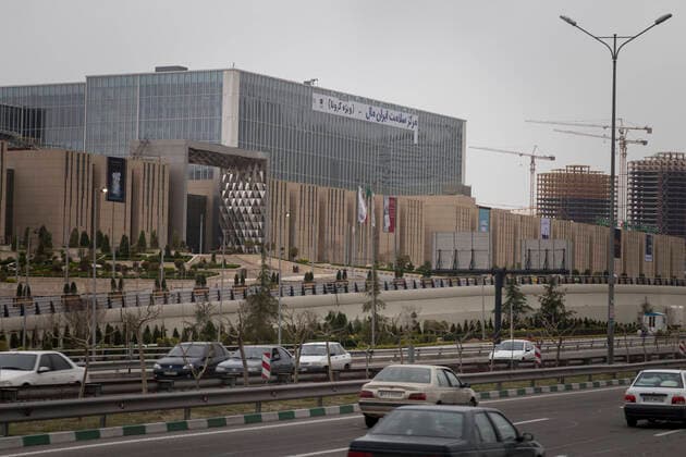 March 21, 2020, Tehran, Iran: A general view of a temporary established emergency hospital in a part of the world s largest shopping mall complex called Iran Mall , to treat patients infected with the COVID-19 disease, caused by the SARS-CoV-2 coronavirus, in the northwest of the capital of Tehran, Iran. Iran is one of the countries most affected by the devastating pandemic of the coronavirus. According to the latest report by the Ministry of Health, there are at least 20,610 confirmed cases of coronavirus infections and 1,556 people have died from the virus throughout Iran. Tehran Iran - ZUMAf146 20200321_zip_f146_001 Copyright: xRouzbehxFouladix