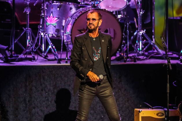 August 6, 2019, Durham, North Carolina, U.S: Music Artist RINGO STARR AND HIS ALL STAR BAND performs at the Durham Performing Arts Center in Durham, North Carolina. . .Ringo Starr †drums, percussion, piano, vocals.Steve Lukather (Toto) †guitars, bass, vocals.Colin Hay (Men at Work) †guitars, harmonica, vocals.Gregg Rolie (Santana and Journey) †keyboards, vocals Durham U.S. - ZUMAm114 20190806_zaf_m114_015 Copyright: xAndyxMartinxJr.x