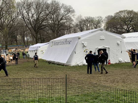 March 30, 2020, International, New York,USA: (NEW) Covid-19: Samaritano¢âö¬â¢s Purse 68-bed field hospital relief to New York . March 30,2020,New York,USA: The Samaritano¢âö¬â¢s Purse International relief is setting up a 68-bed field hospital with a special respiratory care unit in Central Park right in front of Mount Sinai hospital on 5th Avenue between 98 and 100 street . The President of the Samaritano¢âö¬â¢s Purse is Franklin Graham, the son of famous American preacher Billy Graham. They also helped set up a make shift hospital,identical unit in Cremona, Italy a week ago. Credit: Thenews2 International - ZUMAn293 20200330_znp_n293_090 Copyright: xNiyixFotex