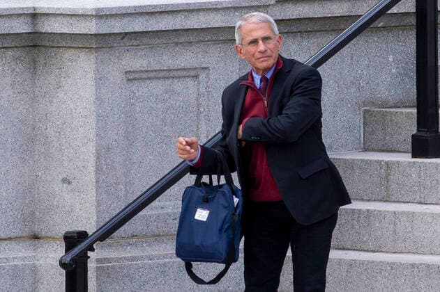 Anthony Fauci, Director of the National Institute of Allergy and Infectious Diseases sits on the steps of Executive Office Building before he headed to the White House Washington, D.C., U.S., on Sunday, April 5, 2020. (Photo by Tasos Katopodis Bloomberg)Director of the National Institute of Allergy and Infectious Diseases at the National Institutes of Health Dr. Anthony Fauci sits on the steps of the Eisenhower Executive Office Building (EEOB) before heading to the White House for a Coronavirus Task Force meeting in Washington, D.C., U.S., on Sunday, April 5, 2020. Copyright: xTasosxKatopodisx