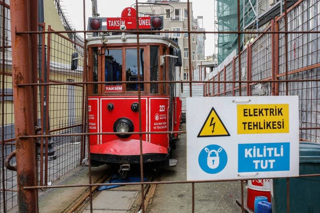 (200407) -- ISTANBUL, April 7, 2020 (Xinhua) -- Tramcar has stopped its service due to the spread of COVID-19 in Istanbul, Turkey, April 6, 2020. In Turkey, the second hardest-hit country in the Middle East, 3,148 new COVID-19 cases were reported on Monday, bringing the total number to 30,217, and the death toll surged to 649. (Xinhua) TURKEY-COVID-19 CASES