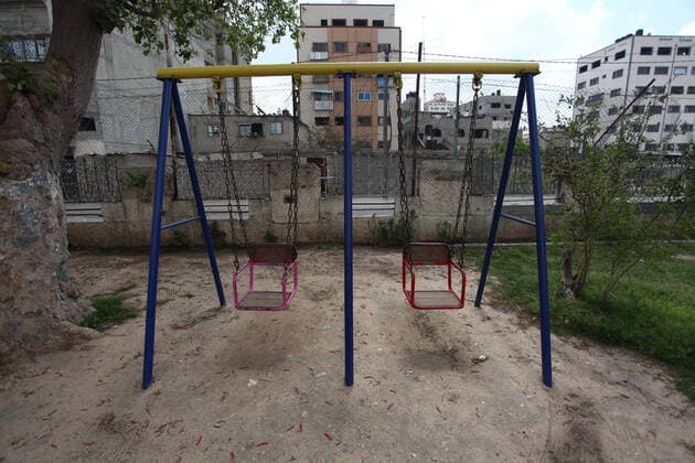 April 11, 2020, Gaza City, Gaza Strip, Palestinian Territory: A general view shows the closed Municipal park, as a precaution against the spread of the coronavirus disease (COVID-19), in Gaza City on April 11, 2020. Of the 266 total in Palestine, 12 are in the Gaza Strip, where eight are reported to have recovered, and the rest are in the West Bank where only 18 have recovered and two death Gaza City Palestinian Territory - ZUMAap3_ 20200411_zaf_ap3_013 Copyright: xMahmoudxAjjourx