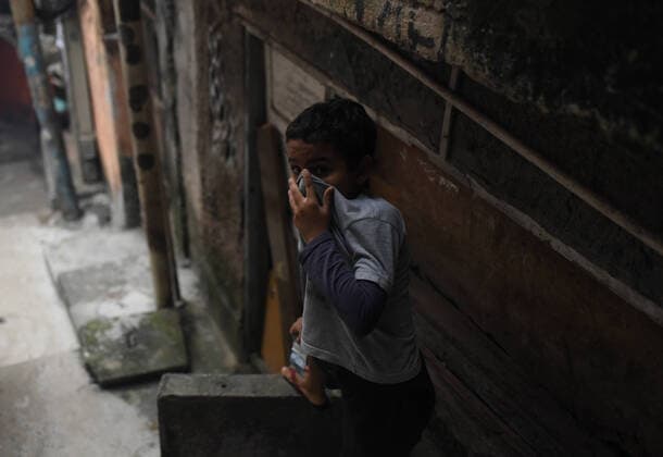 April 10, 2020: April 11.., 2020, Rio De Janeiro - ......Residents of the Santa Marta favela, in Botafogo, in the South Zone of Rio, start this Friday (10) to work on cleaning the areas of the community on their own. The objective is to prevent the lack of sanitary conditions from facilitating the expansion of the Covid-19 region. volunteers start the process with personal protective equipment (PPE). The Botafogo neighborhood, where the Santa Marta slum is located, had 36 confirmed cases of the new coronavirus as of this Sunday, according to the State Health Secretariat Panel. In the municipality of Rio alone, 1068 cases were recorded, according to the same panel. Cases across the state totaled 1394 cases..on April 10, 2020. - ZUMAt142 20200410_zap_t142_024 Copyright: xFabioxTeixeirax