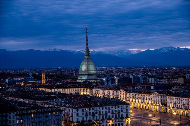 Italy: Turin lockdown 14th April 2020 A view shows the Mole Antonelliana Turin with the colors of the Italian national flag to express solidarity and cohesion during COVID-19 emergencyon April 14, 2020 in Italy, during the c ountry s lockdown aimed at curbing the spread of the COVID-19 infection, caused by the novel coronavirus. Turin Piedmont Turin Italy Copyright: AlbertoxGandolfo