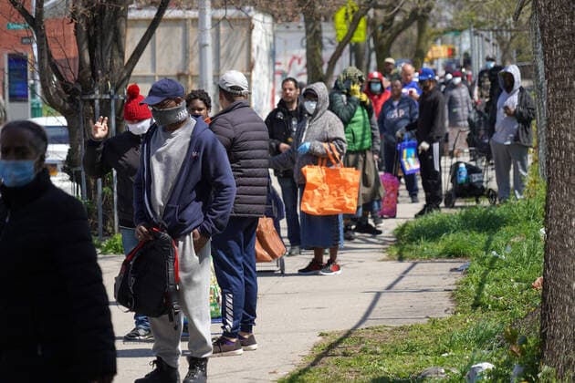 April 14, 2020, New York, New York, USA: Scenes at The Campaign Against Hunger during Mayor BILL DI BLASIO visit and press conference,.Brooklyn, NY.April 14, 2020.Photos by Sonia Moskowitz. New York USA - ZUMAm334 20200414_zep_m334_013 Copyright: xSoniaxMoskowitzxGordonx