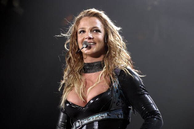 48 Konzert: Britney SPEARS im Berliner Velodrom, Saengerin, Teen Pop, Club Dance, Dance-Pop, Adult Contemporary, Sängerin, Musik, quer, Halbtotale, medium, horizontal, Berlin Deutschland, Germany Copyright: xPOP-EYE Bilanx 00057730_00057730