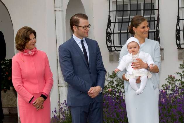 Crown Princess Victoria, Princess Estelle and Queen Silvia Crown Princess Victorias birthday celebrated at Solliden, Öland 14 July 2012 c Charles Hammarsten IBL picture bureau x2492x, Copyright: xCharlesxHammarsten TTx Kronprinsessan Victorias födelsedag firas pa Solliden, Öland