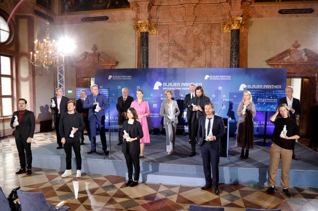 David Grabowski, Friedrich Scherer, Thilo Mischke, Klaus Schäfer, Florian Hartung, Otto Beierl, Maxine Brückner, Judith Gerlach, Carolin Reiber, Sebastian Pufpaff, Christian Klandt, Felix Klare, Katrin Bühlig, Pia Strietmann und Winfried Laasch bei der Verleihung des 32. Bayerischen Fernsehpreises 2020 in der Residenz München. München, 14.10.2020