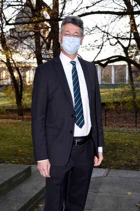 Michael Piazolo bei der Pressekonferenz zu den aktuellen Entwicklungen der Corona-Pandemie und Verschärfung der Maßnahmen zu deren Eindämmung im Prinz Carl Palais. München, 26.11.2020