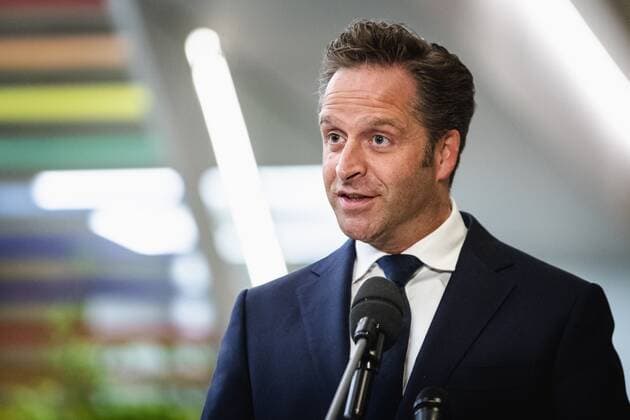 DEN HAAG - Minister Hugo de Jonge (Volksgezondheid, Welzijn en Sport) reageert op het besluit van het Europees Geneesmiddelenbureau EMA rond de goedkeuring van het coronavaccin dat BioNTech en Pfizer samen hebben ontwikkeld. ANP SEM VAN DER WAL Copyright: xHollandsexHoogtex xxANPx x426469666x