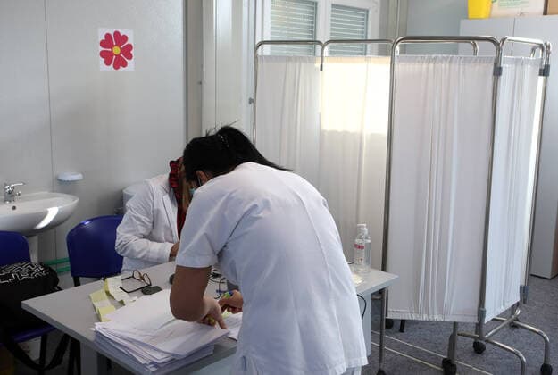 Rome, Vaccination campaign against Covid 19 for school staff in the Drive in station at the Tor Vergata Pictured Polyclinic: Copyright: xPieroxTenaglix xIPAx xPieroxTenaglix