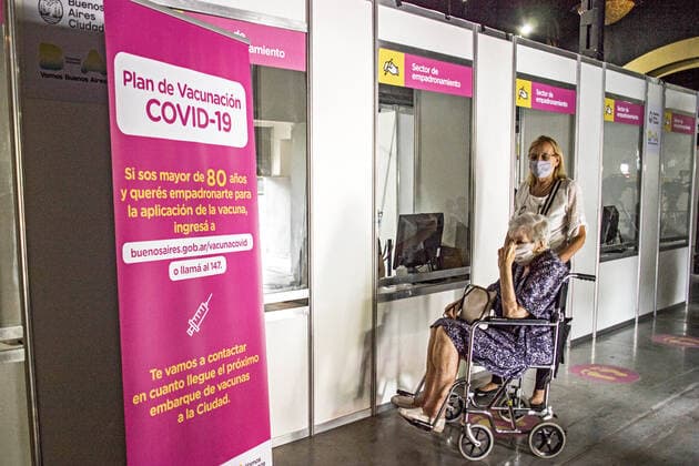 February 22, 2021, Buenos Aires, Federal Capital, Argentina: The Government of the City of Buenos Aires began this morning with the second stage of the vaccination plan against COVID-19. The first delivery of 40,000 Oxford-AstraZeneca Covishield vaccines, manufactured in India, will be aimed at adults over 80 years of age and those residing in nursing homes. To begin with, this Monday is scheduled to serve approximately 5,000 people..Mrs. Norida, 82, of Venezuelan nationality, with permanent residence in the City of Buenos Aires, receives the Covishield vaccine Buenos Aires Argentina - ZUMAa179 20210222_zap_a179_006 Copyright: xRobertoxAlmeidaxAveledox