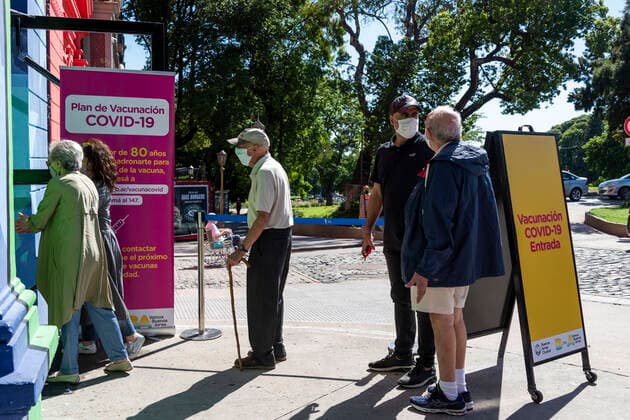 February 23, 2021, City of Buenos Aires, City of Buenos Aires, Argentina: INT. WorldNews. COVID-19. February 23, 2021. City of Buenos Aires, Argentina.- Adults older than 80 years old enter the temporary Vaccination Center at Centro Cultural Recoleta, City of Buenos Aires, Argentina, for being vaccinated for SARS CoV2 (COVID-19) on Feb 23, 2021. City of Buenos Aires Argentina - ZUMAf135 20210223_zap_f135_004 Copyright: xJulietaxFerrariox