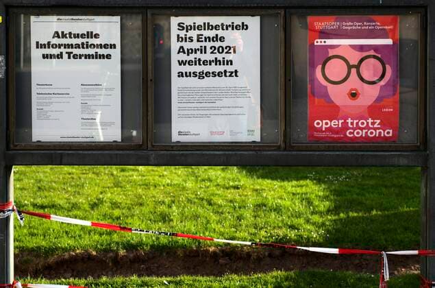 Information Staatstheater und Staatsoper Stuttgart, ausgesetzter Spielbetrieb, Lockdown, Shutdown, Corona-Krise, Stuttgart, Baden-Württemberg, Deutschland, Europa Copyright: imageBROKER/MichaelxWeber ibximw06719560