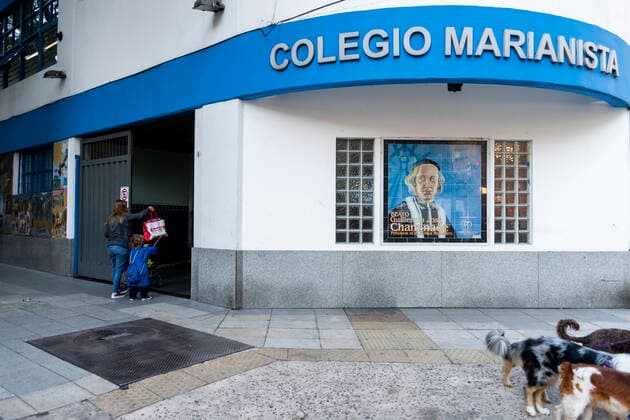 April 19, 2021, City of Buenos Aires, City of Buenos Aires, Argentina: INT. WorldNews. April 19, 2021. City of Buenos Aires, Argentina.- Parents take their kids to school on April 19, 2021, in the city of Buenos Aires despite Alberto Fernandez, president of Argentina, announced on Wednesday April 15, 2021, the suspension of presential education classes for 15 days, due to the increase in positive cases of Covid-19..The Governor of City of Buenos Aires, Horacio Rodriguez Larreta, filed a court case trying to continue education classrooms in person, and a judge allowed yesterday to continue in person. City of Buenos Aires Argentina - ZUMAf135 20210419_zap_f135_002 Copyright: xJulietaxFerrariox