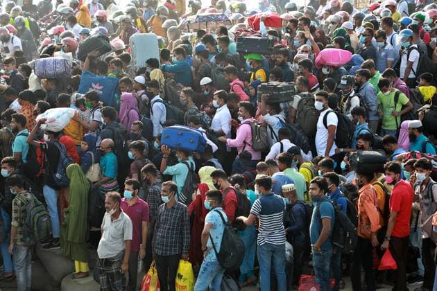 May 12, 2021, Dhaka, Dhaka, Bangladesh: May, 12, 2021 Bangladeshi people take place on an overcrowded ferry to go to their village homes for the Eid al-Fitr festival in Shimuliya, Munshiganj, on the outskirts of Dhaka, Bangladesh, May 12, 2021. Five people died after they fell sick due to the heat on two overcrowded ferries in Madaripur s Banglabazar today. Eight others fell ill at the same time this noon. Dhaka Bangladesh - ZUMAr338 20210512_zip_r338_065 Copyright: xHarun-Or-Rashidx