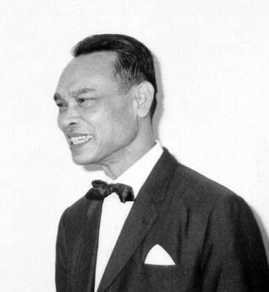 Prince Sisowath Sirik Matak (January 22, 1914 April 21, 1975) was a member of the Cambodian royal family. He was mainly notable for his involvement in the 1970 right-wing coup against his cousin, Prince Norodom Sihanouk, and for his subsequent establishment, along with Lon Nol, of the Khmer Republic. He refused to flee the advancing Khmer Rouge and was captured and executed in April 1975.<br ><br > The Khmer Rouge, or Communist Party of Kampuchea, ruled Cambodia from 1975 to 1979, led by Pol Pot, Nuon Chea, Ieng Sary, Son Sen and Khieu Samphan. It is remembered primarily for its brutality and policy of social engineering which resulted in millions of deaths. Its attempts at agricultural reform led to widespread famine, while its insist xSupplier:xCPAxMediaxCo.xLtd.x Copyright: xx