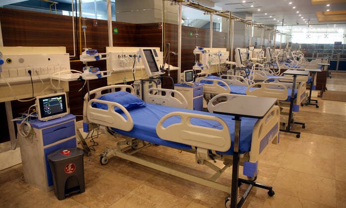 Bangladesh s New Covid-19 Hospital Opens A new Covid-19 hospital ppens in Dhaka, Bangladesh, on August, 7, 2021. The hospital has been launched with 357 beds, including 40 ICU ones. Besides, central oxygen lines have been installed for the remaining beds. The hospital will be upgraded to 1000-bed ones in phases. Noting that Bangladesh has been experiencing a devastating Covid situation, the health minister said there is also a crisis of ICU beds. There re only 17,000 general beds for treating Covid patients across the country which have already been occupied, he added.Besides, hospitals are also providing dengue treatment due to a surge in dengue cases alongside Covid patients. Dhaka Bangladesh ramany-notitle210807_npb4C Copyright: xSonyxRamanyx