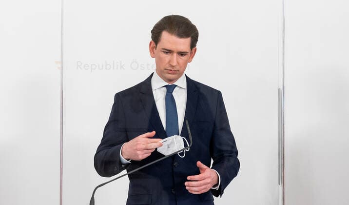 20210406 Corona measures. Talks by government with experts - opposition - state governors - Press conference afterwards VIENNA, AUSTRIA - APRIL 6: Federal Chancellor Sebastian Kurz (OEVP) after talks of government with stategovernors concernng the Corona measurements at Federal Chancellery on April 6, 2021 in Vienna, Austria. WIEN, OESTERREICH - 6. APRIL: Bundeskanzler Sebastian Kurz (OEVP) nach einem Gespraech der Regierung und den Landeshauptleuten bezueglich Corona-Massnahmen im Bundeskanzleramt am 6. April 2021 in Wien, Oesterreich. 210406_SEPA_32_052 Copyright: xMartinxJuenx SEPAxMedia