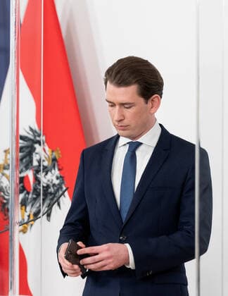 20210406 Corona measures. Talks by government with experts - opposition - state governors - Press conference afterwards VIENNA, AUSTRIA - APRIL 6: Federal Chancellor Sebastian Kurz (OEVP) after talks of government with stategovernors concernng the Corona measurements at Federal Chancellery on April 6, 2021 in Vienna, Austria. WIEN, OESTERREICH - 6. APRIL: Bundeskanzler Sebastian Kurz (OEVP) nach einem Gespraech der Regierung und den Landeshauptleuten bezueglich Corona-Massnahmen im Bundeskanzleramt am 6. April 2021 in Wien, Oesterreich. 210406_SEPA_32_049 Copyright: xMartinxJuenx SEPAxMedia