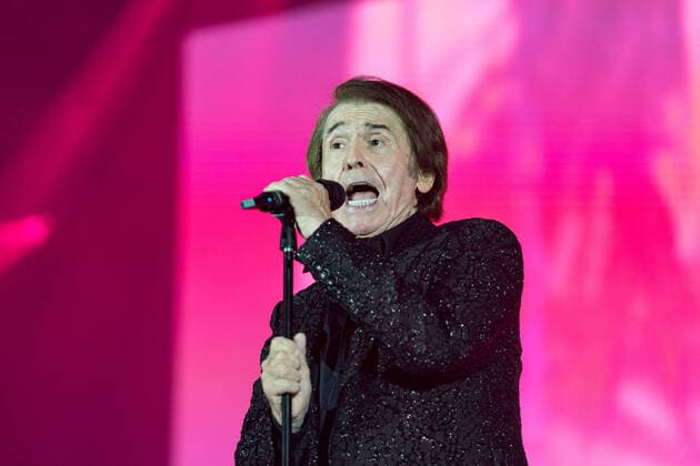 September 10, 2021, Valencia, Spain: The Spanish singer, Raphael performs on stage on his Tour 6.0 during the Nits al Carme concerts at the City of Arts and Sciences in Valencia..Miguel Rafael Martos Sanchez, better known as Raphael (Linares, Jaà n, Spain; May 5, 1943), is a Spanish singer and actor, recognized for being one of the forerunners of the romantic ballad in Spain and in Spanish-speaking countries Valencia Spain - ZUMAs197 20210910_zaa_s197_330 Copyright: xXiscoxNavarrox
