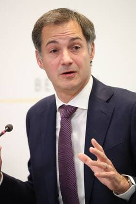 News Bilder des Tages Prime Minister Alexander De Croo pictured at a press conference of the federal government after they reached an agreement on the budget 2022, Tuesday 12 October 2021, in Brussels. BENOITxDOPPAGNE 3111686