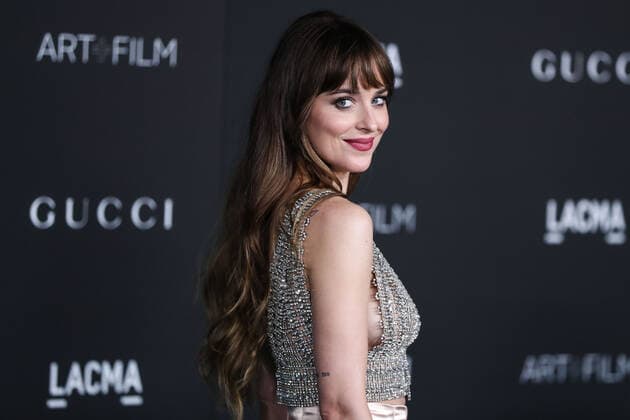 10th Annual LACMA Art + Film Gala 2021 Actress Dakota Johnson wearing a Gucci outfit arrives at the 10th Annual LACMA Art + Film Gala 2021 held at the Los Angeles County Museum of Art on November 6, 2021 in Los Angeles, California, United States. Los Angeles California United States Copyright: xImagexPressxAgencyx collin-10thannu211106_npHf2