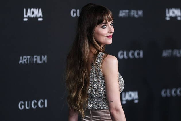 10th Annual LACMA Art + Film Gala 2021 Actress Dakota Johnson wearing a Gucci outfit arrives at the 10th Annual LACMA Art + Film Gala 2021 held at the Los Angeles County Museum of Art on November 6, 2021 in Los Angeles, California, United States. Los Angeles California United States Copyright: xImagexPressxAgencyx collin-10thannu211106_npOpk