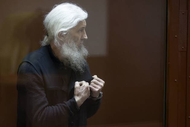 MOSCOW, RUSSIA - NOVEMBER 30, 2021: Unordained schema hegumen Sergius (Nikolai Romanov), charged with unsanctioned actions, encouraging people to kill themselves, and violating the right for freedom of religion, attends the verdict announcement at Moscow’s Izmailovsky District Court. Romanov was arrested at the Sredneuralsk Convent and sent to Moscow on December 29, 2020; he was excommunicated in May 2020 for violating a ban on preaching after calling on people to go to church despite the lockdown, describing the coronavirus situation as a fake pandemic . More recently, Sergius was stripped of his rank by the Yekaterinburg Eparchy court and ordered to leave the convent, but continued to perform church services nevertheless. The metropolita TS11A0D0