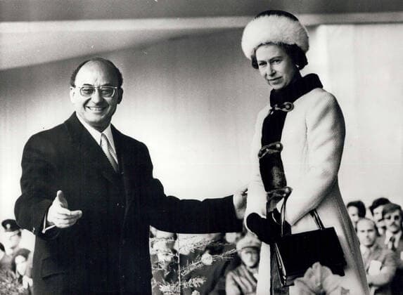 Apr. 03, 1973 - London, England, United Kingdom - President LUIS ECHEVERRIA, of Mexico, arrived in the UK today with his wife, for a three-day State visit. President Echeverria, left, and QUEEN ELIZABETH, right, leave the reviewing stand in Home Park, Windsor, before driving to Windsor Castle, where the President and his wife will stay during their visit. London UK - ZUMAk09_ 19730403_baf_k09_004 Copyright: xKeystonexPressxAgencyx