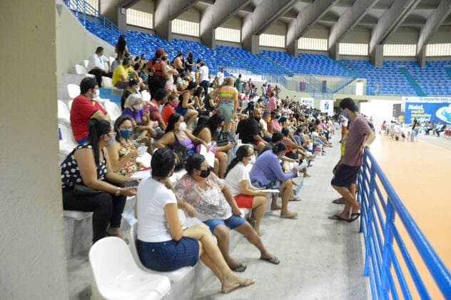January 24, 2022, Natal, Rio Grande do Norte, Brazil: Movement at the premises of the second Center for Combating Influenza Syndromes and Covid-19, at Ginasio Nelio Dias, as set up by the Natal City Hall to meet the great demand of patients with flu symptoms, this Monday (24). The Center has doctors, medicines and tests to make an accurate diagnosis of the disease. In addition to welcoming, risk classification, medical consultation, rapid tests for covid, stabilization and referral, when necessary, to another point of care, such as the Emergency Care Units, which are receiving cases with more severe symptoms. Copyright: xJosexAldenirx