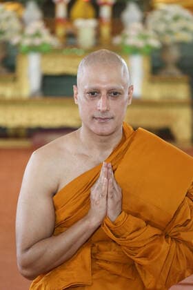 February 10, 2022, Bangkok, Thailand: Famous Indian actor Gagan Malik was ordained today as a Buddhist monk at Wat That Thong in Bangkok. .Indian actor Gagan Malik, won the Best Actor Award in the World Buddhist Film Festival organised by the United Nations for his role as Lord Buddha in Sri Siddhartha Gauthama. Bangkok Thailand - ZUMAs197 20220210_zaa_s197_099 Copyright: xAdisornxChabsungnoenx