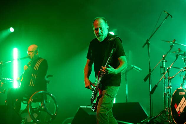 Show of the Brazilian band Paralamas do Sucesso at Tokio Marine Hall, in Sao Paulo March 12, 2022, Sao Paulo, Brazil: Show of the Brazilian band Paralamas do Sucesso, with the tour Paralamas Classicos , at concert hall Tokio Marine Hall, in Sao Paulo, on Saturday night (12). With a 37-year career, the trio is formed by Herbert Vianna (guitar and vocals), Bi Ribeiro (bass) and Joao Barone (drums). (Foto: Leco Viana TheNews2 imago images) Show of the Brazilian band Paralamas do Sucesso at Tokio Marine Hall, in Sao Paulo Copyright: xLecoxVianax
