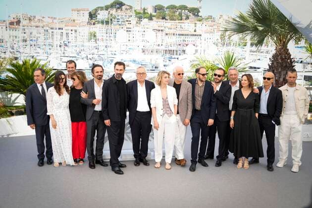 Foto IPP Daniele Cifala™ Cannes 18 05 2022 Esterno Notte (Exterior Night) Photocall - The 75th Annual Cannes Film Festival nella foto: Carlo Fuortes, Daniela Marra, Andrea Occhipinti, Michelle Rejwan, Pier Giorgio Bellochio, Fabrizio Gifuni, Marco Bellacchio, Margherita Buy, Toni Servillo, Fausto Russo Alesi, Simone Gattoni, Francesco Nardella, Maria Pia Ammirati, Lorenzo Mieli and Gabriel Montesi Italy Photo Press - World Copyright