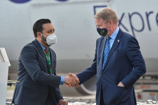 July 28, 2022, Toluca, Mexico City, Mexico: July 28, 2022, Toluca, Mexico : Rodrigo Carranza Vega, Director of Internal Control Monitoring and Transparency in the Censia of the Ministry of Health and Graeme Clark, Canadian Ambassador to Mexico, during the arrival of three million Covid-19 vaccines from Pfizer at Toluca International Airport (AIT), which were donated by the Canadian government. on July 28, 2022 in Toluca, Mexico. Toluca Mexico - ZUMAe321 20220728_zia_e321_005 Copyright: xArturoxHernandez xEyepixxGroupx