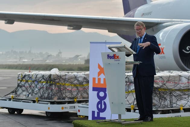 July 28, 2022, Toluca, Mexico City, Mexico: July 28, 2022, Toluca, Mexico : Graeme Clark, Canadian Ambassador to Mexico , during the arrival of three million Covid-19 vaccines from Pfizer at Toluca International Airport (AIT), which were donated by the Canadian government. on July 28, 2022 in Toluca, Mexico. Toluca Mexico - ZUMAe321 20220728_zia_e321_007 Copyright: xArturoxHernandez xEyepixxGroupx
