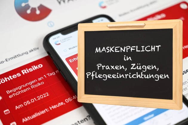 Stock- und Symbolbilder I 08.09.2022 Thema: Maskenpflicht, Maske, Masken, KN95, KN 95, FFP2, FFP 2, KN 95, Pflege, Pflegeeinrichtung, Pflegeeinrichtungen, einrichtungen, Zug, Züge, Bahn, Deutsche Bahn, S-Bahn, Praxis, Praxen, Maske, Maskenpflicht, Maskenflicht, Maskenpfflicht Hamburg Neugraben Hamburg Deutschland Copyright: xLobeca FelixxSchlikisx