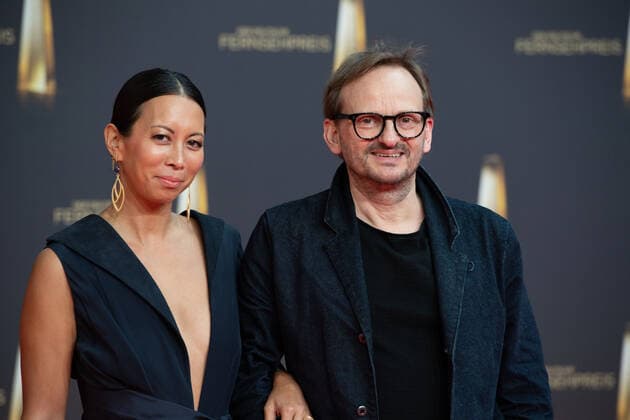 Minh Khai PHAN THI, Schauspielerin, Milan PESCHEL, Schauspieler, Roter Teppich, Red Carpet Show, Ankunft, arrival, Verleihung des Deutschen Fernsehpreises, Der Deutsche Fernsehpreis 2022, Deutscher Fernsehpreis 2022 in Koeln, am 14.09.2022.